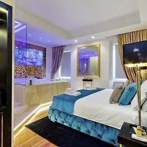 Trevi Diamond Luxury Suites & Jacuzzi Gasthuis